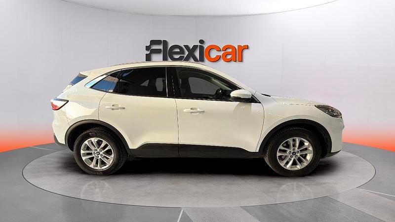 Usado Ford Kuga Titanium 150 CV (110 kW) 2022 Blanco SUV