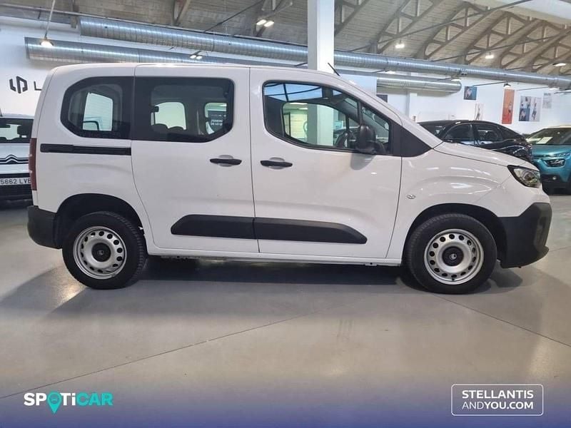 Usado Citroën Berlingo 102 CV (75 kW) 2024 Blanco Monovolumen