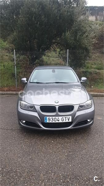 Usado BMW 320 177 CV (130 kW) 2010 Gris / plata Berlina