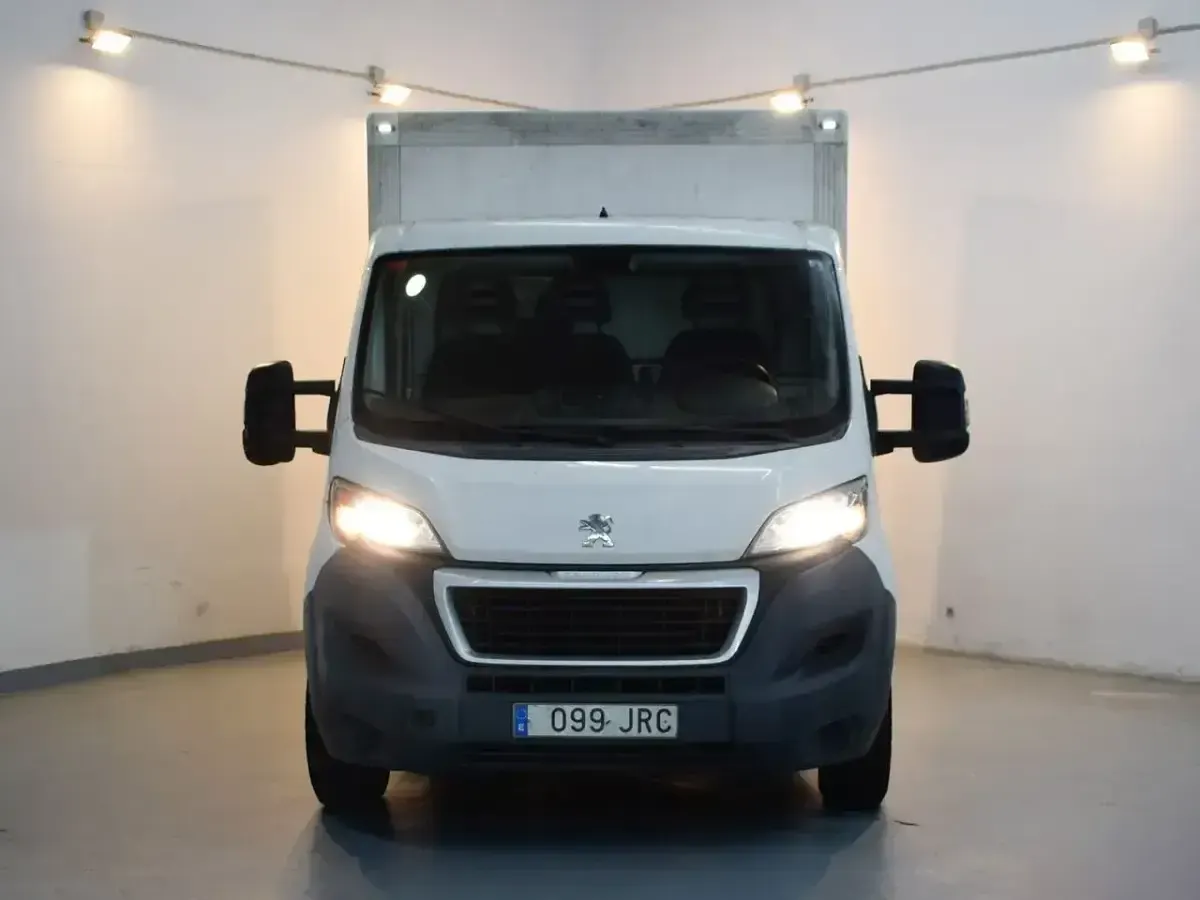 Usado Peugeot Boxer 131 CV (96 kW) 2016 Blanco Van