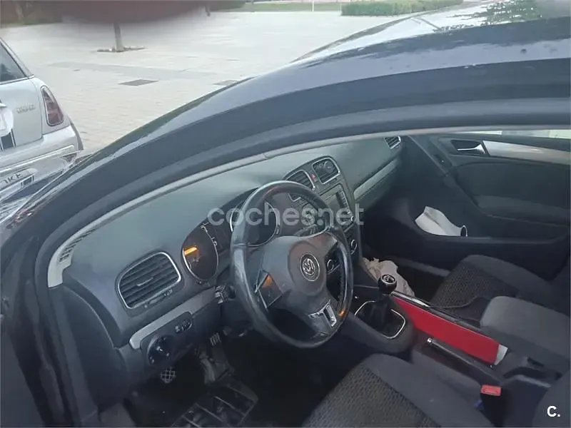 Usado VW Golf VI 105 CV (77 kW) 2011 Negro Utilitario