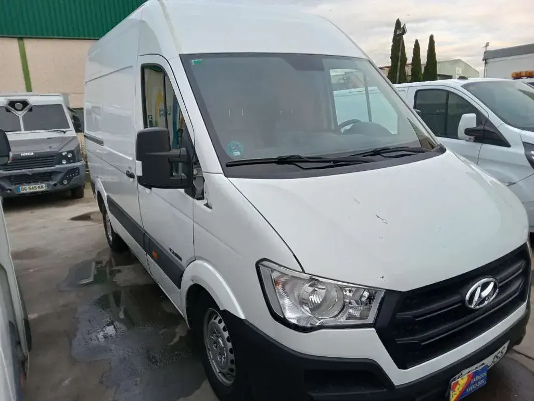Usado Hyundai H 350 150 CV (110 kW) 2016 Blanco Van