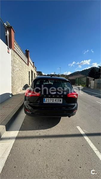 Usado Ford Focus Active 120 CV (88 kW) 2019 Negro Familiar