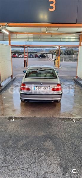 Begagnad BMW 320 150 HK (110 kW) 2003 Grå Sedan