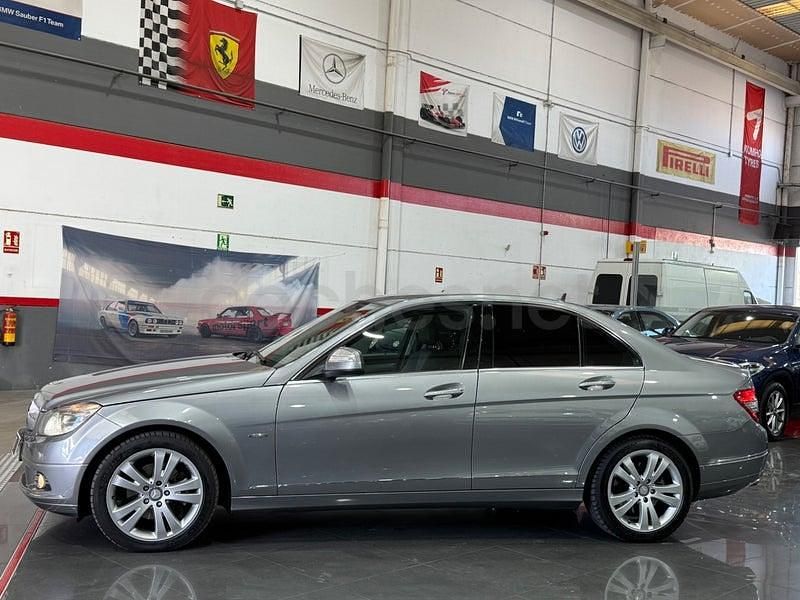 Usado Mercedes C220 Avantgarde 170 CV (125 kW) 2007 Gris / plata Berlina