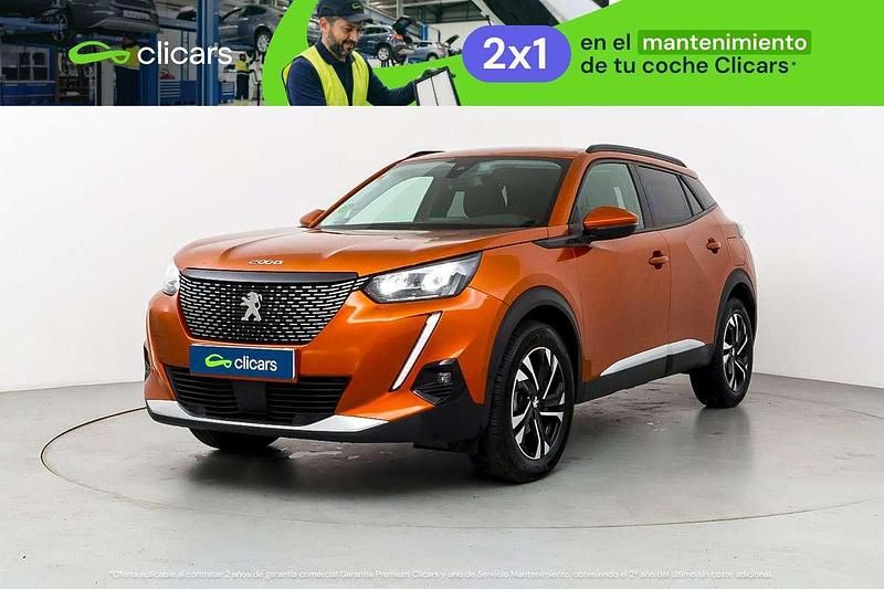Usado Peugeot 2008 Allure 131 CV (96 kW) 2021 Naranja SUV