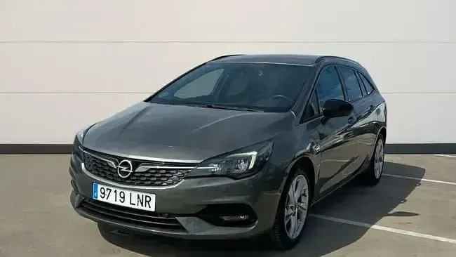 Usado Opel Astra Business Elegance 145 CV (106 kW) 2021 Otro Familiar
