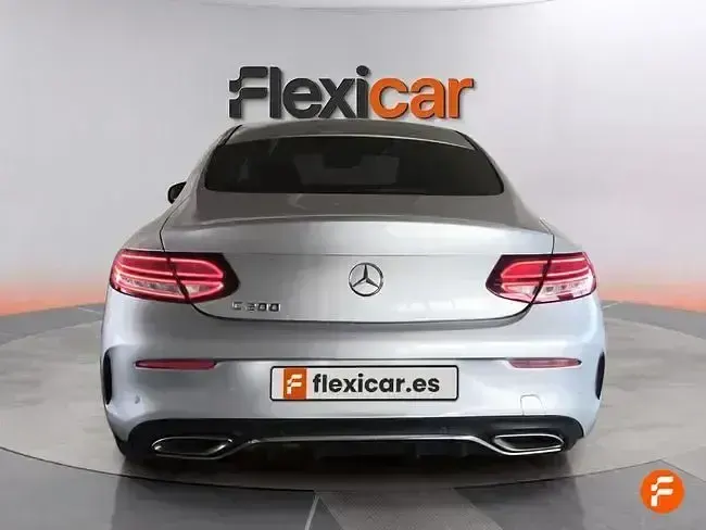 Usado Mercedes C200 184 CV (135 kW) 2019 Gris Coupe