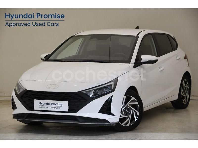 Blanco Usado 2024 Hyundai i20 Berlina | 17.495 € (Precio justo) - Imagen 1/3
