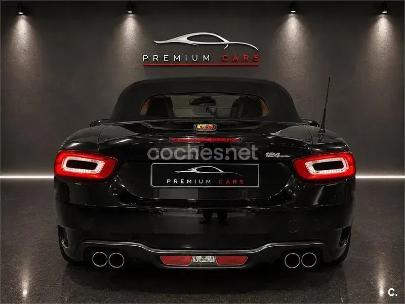 Usado Abarth 124 Spider 170 CV (125 kW) 2019 Negro Descapotable