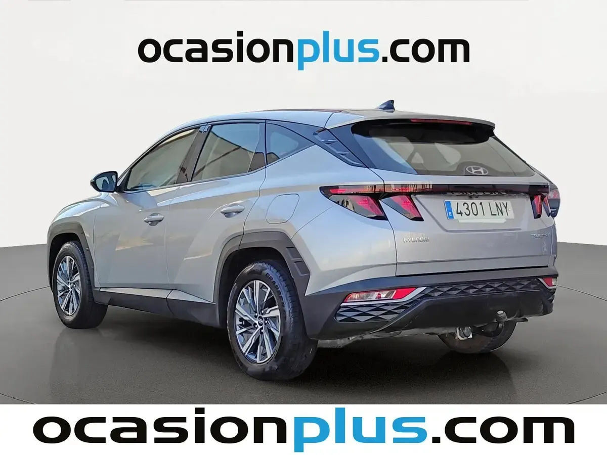 Usado Hyundai Tucson 150 CV (110 kW) 2021 Gris plata SUV