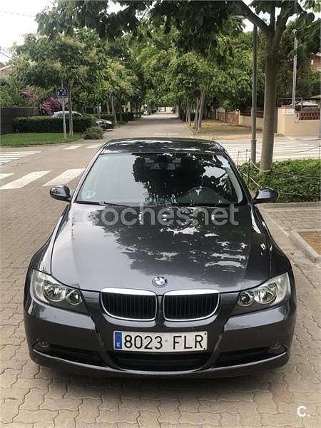 Usado BMW 318 129 CV (94 kW) 2007 Gris / plata Berlina