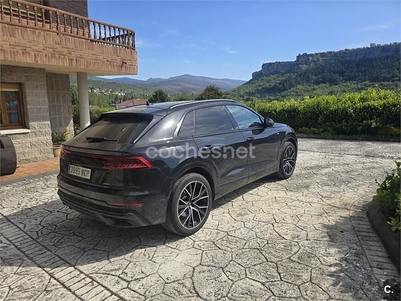 Negro Usado 2022 Audi Q8 S-Line SUV | 65.000 € (Buen precio) - Imagen 1/4