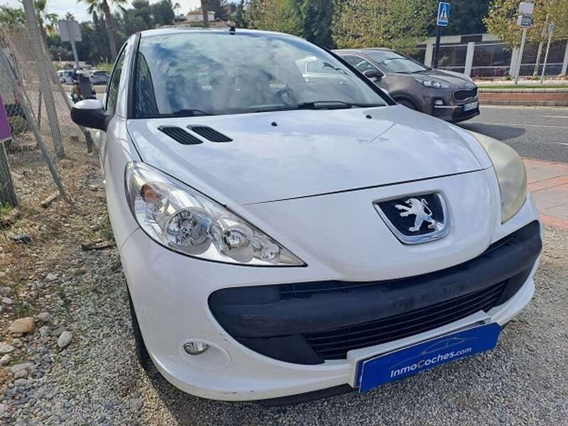 Blanco Usado 2009 Peugeot 206+ Utilitario | 3999 € (Precio justo) - Imagen 1/4