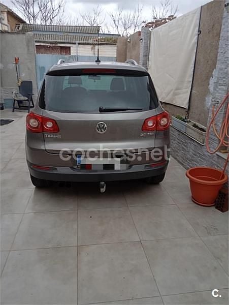 Usado VW Tiguan 140 CV (102 kW) 2009 Beige SUV