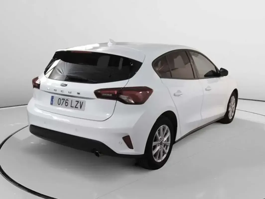 Usado Ford Focus Trend+ 120 CV (88 kW) 2022 Blanco Utilitario