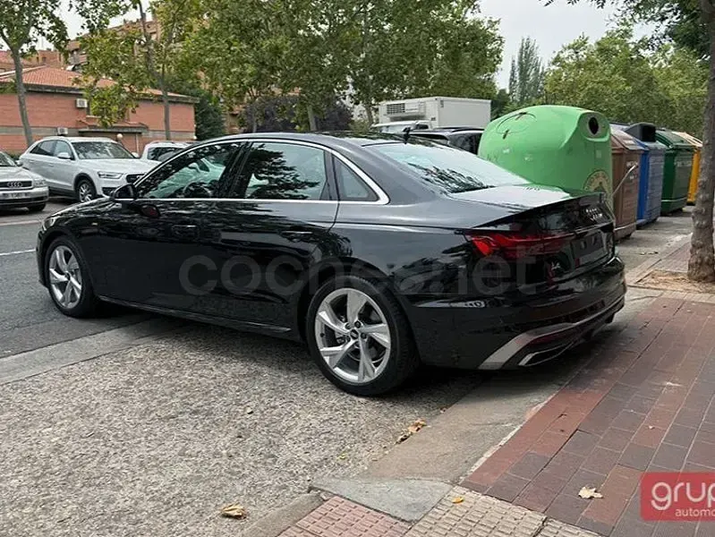 Usado Audi A4 Advanced Plus 204 CV (150 kW) 2021 Negro Berlina