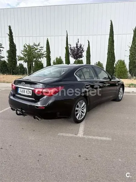 Usado Infiniti Q50 170 CV (125 kW) 2014 Negro Berlina