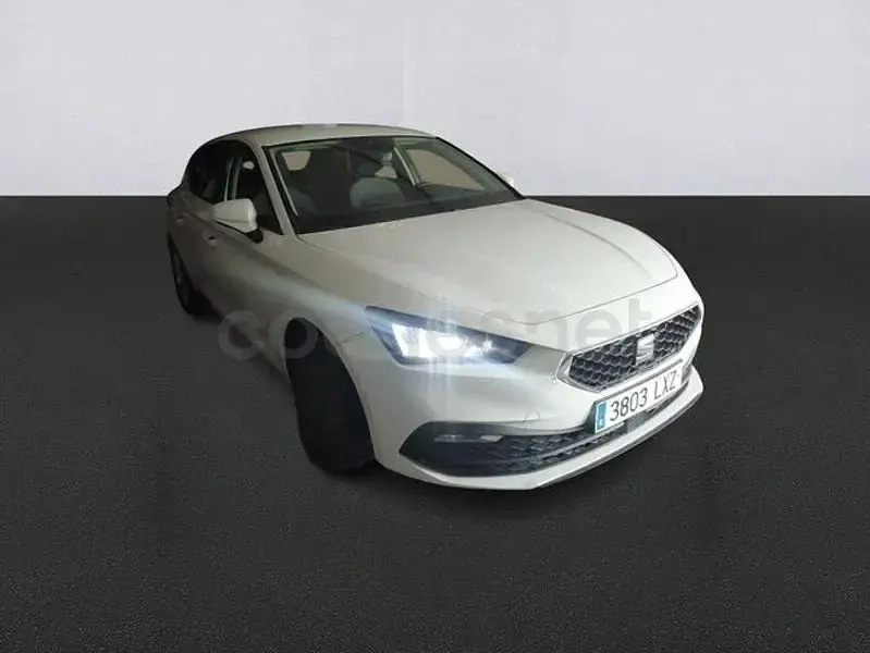 Usado Seat Leon Style 115 CV (84 kW) 2022 Blanco Berlina