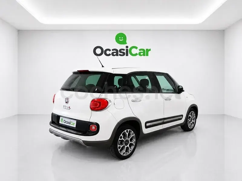 Usado Fiat 500L Trekking 95 CV (69 kW) 2015 Blanco Monovolumen