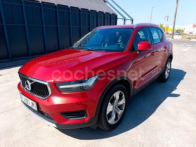 Granate Usado 2019 Volvo XC40 Momentum SUV | 18.900 € (Buen precio) - Imagen 1/4