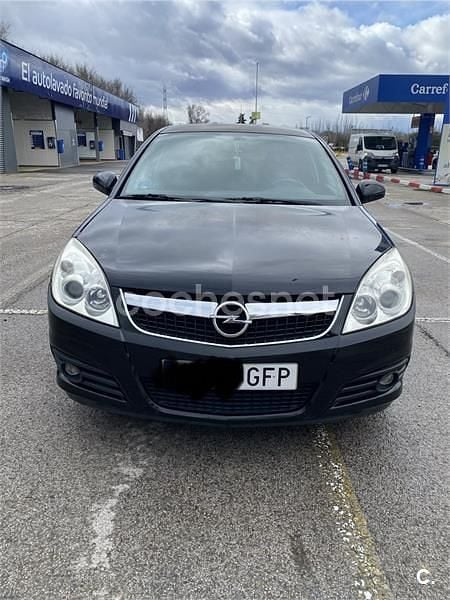 Usado Opel Vectra Elegance 140 CV (102 kW) 2008 Negro Berlina