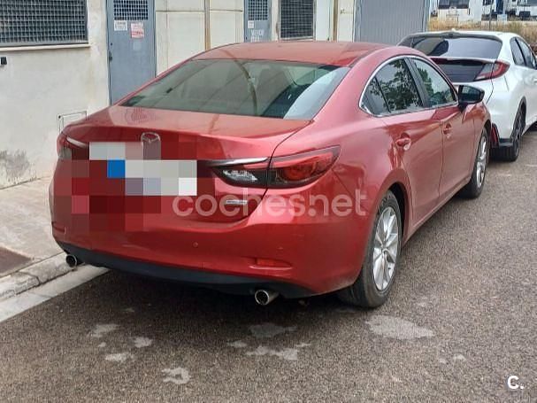 Usado Mazda 6 Style 150 CV (110 kW) 2016 Rojo Berlina