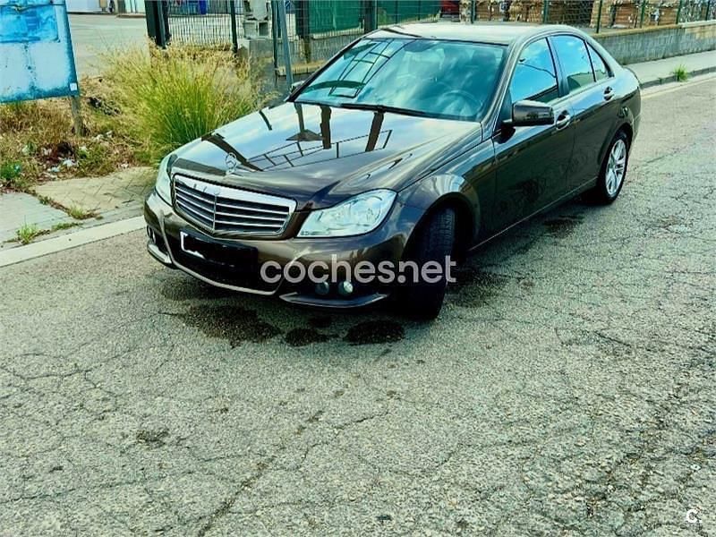 Marrón Usado 2012 Mercedes C200 Berlina | 8500 € (Super precio) - Imagen 1/4