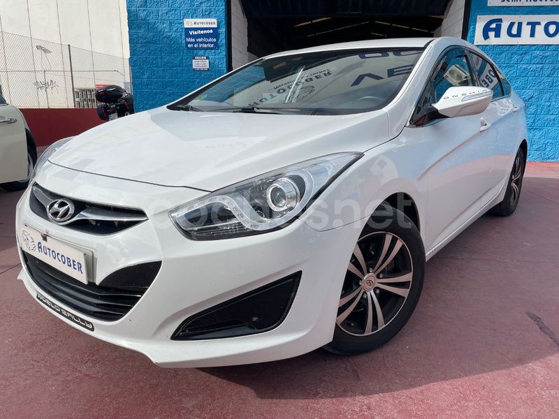 Blanco Usado 2014 Hyundai i40 Berlina | 9990 € (Precio justo) - Imagen 1/4