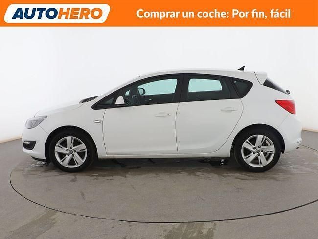 Usado Opel Astra Selective 165 CV (121 kW) 2015 Blanco Berlina