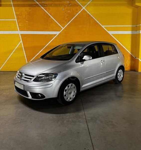 Usado VW Golf Plus Cross Highline 122 CV (89 kW) 2007 Gris / plata Monovolumen