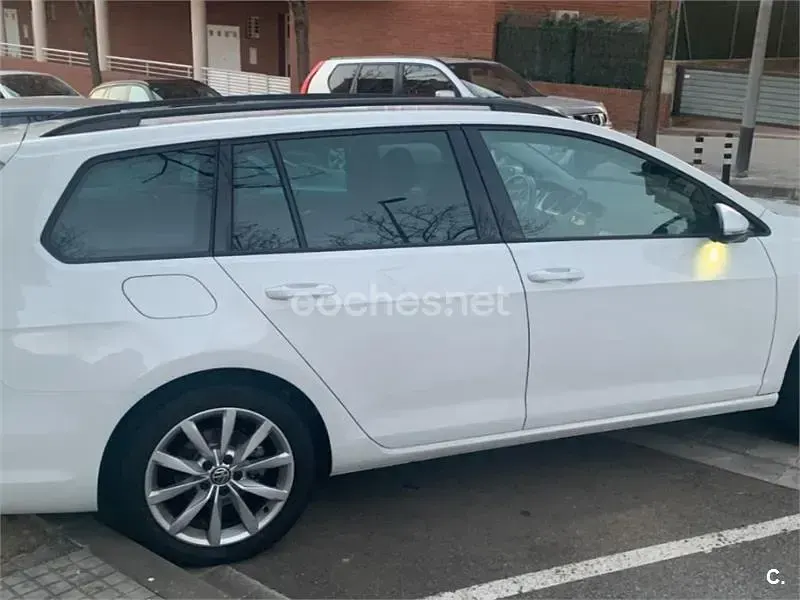 Usado VW Golf VII Sportline 125 CV (91 kW) 2017 Blanco Familiar