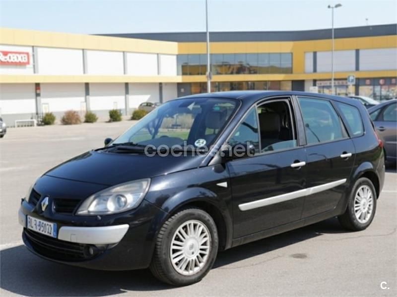 Usado Renault Grand Scénic II Dynamique 130 CV (95 kW) 2008 Negro Monovolumen