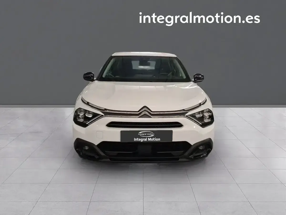 Usado Citroën C4 Feel 130 CV (95 kW) 2023 Blanco SUV