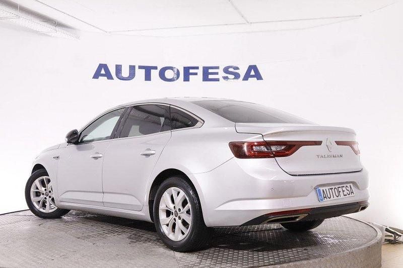 Usado Renault Talisman LIMITED 120 CV (88 kW) 2019 Plateado Berlina