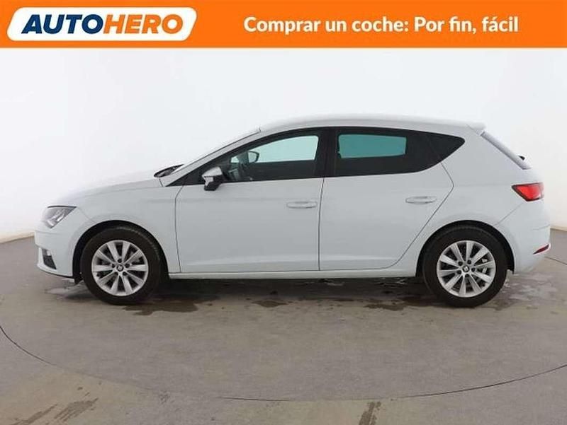 Usado Seat Leon Style Plus 116 CV (85 kW) 2017 Blanco Berlina