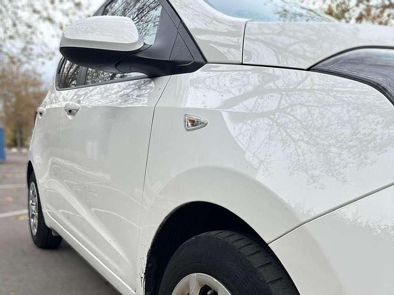 Usado Hyundai i10 GO! 67 CV (49 kW) 2019 Blanco Utilitario