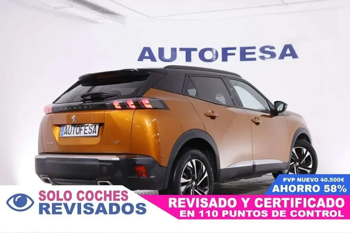 Usado Peugeot 2008 GT 131 CV (96 kW) 2021 Naranja SUV