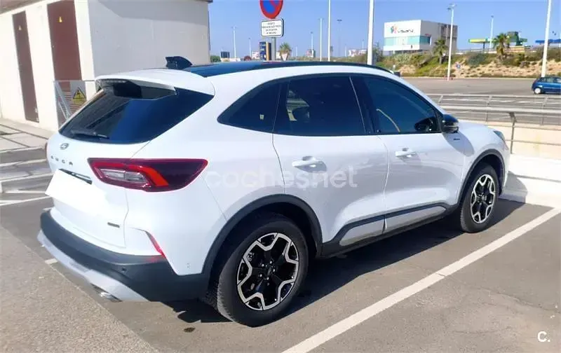 Usado Ford Kuga Active X 243 CV (178 kW) 2025 Blanco SUV