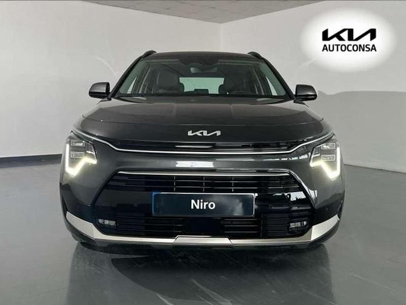 Usado Kia Niro 129 CV (94 kW) 2025 Gris SUV
