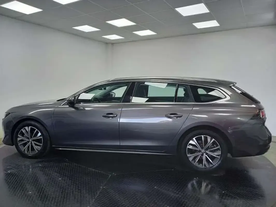 Usado Peugeot 508 SW Allure 131 CV (96 kW) 2020 Gris Familiar
