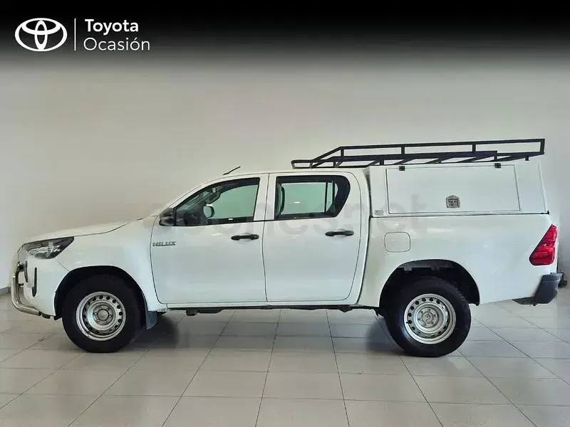 Usado Toyota HiLux 150 CV (110 kW) 2021 Blanco Pickup/Camioneta
