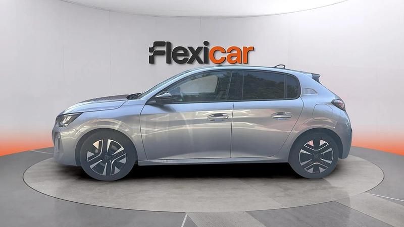 Usado Peugeot 208 Allure 101 CV (74 kW) 2025 Gris Utilitario