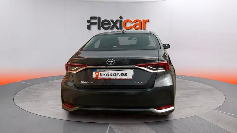 Usado Toyota Corolla Active 140 CV (102 kW) 2024 Gris Berlina