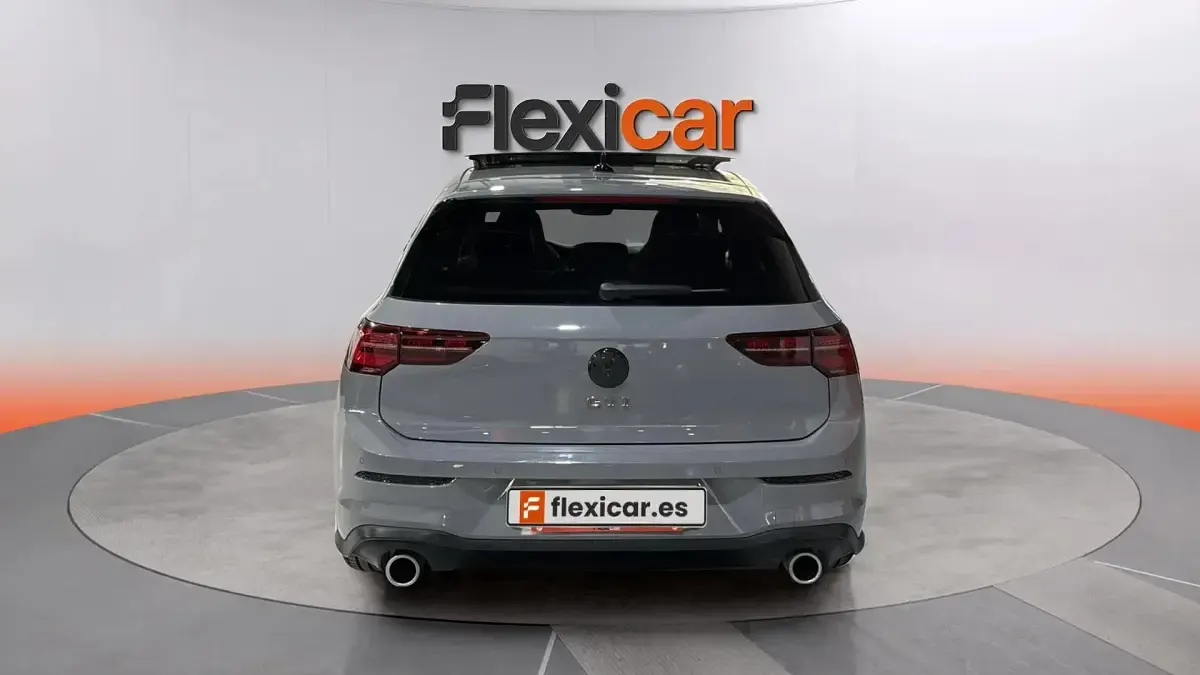 Usado VW Golf VIII GTI 265 CV (194 kW) 2024 Gris Berlina