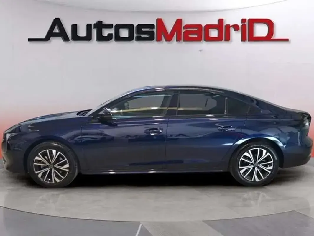 Usado Peugeot 508 Allure 131 CV (96 kW) 2024 Azul Berlina