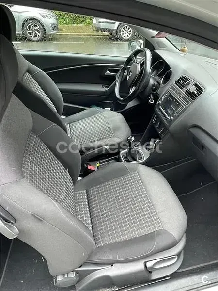 Usado VW Polo Advance 90 CV (66 kW) 2017 Blanco Berlina