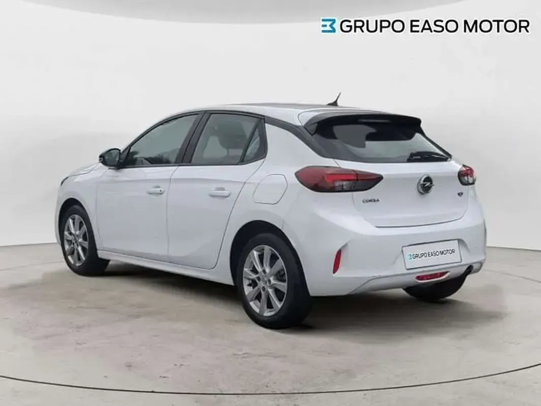 Usado Opel Corsa Edition 101 CV (74 kW) 2021 Blanco Utilitario