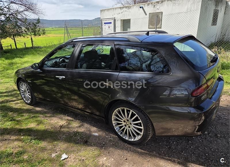 Usado Alfa Romeo 156 Distinctive 140 CV (102 kW) 2005 Gris / plata Familiar
