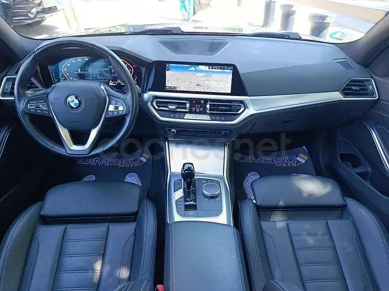 Usado BMW 318 150 CV (110 kW) 2022 Gris / plata Familiar